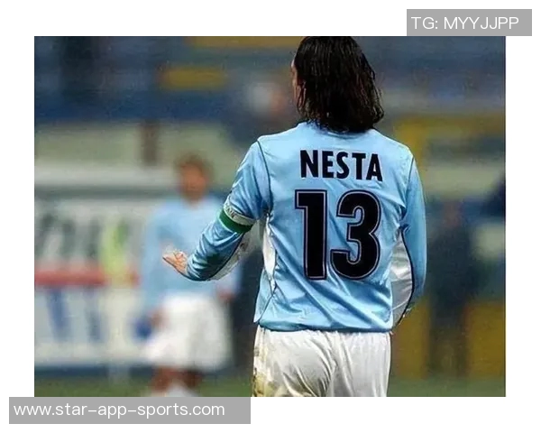 内斯塔：意大利足球传奇巨星的辉煌历程与影响力分析