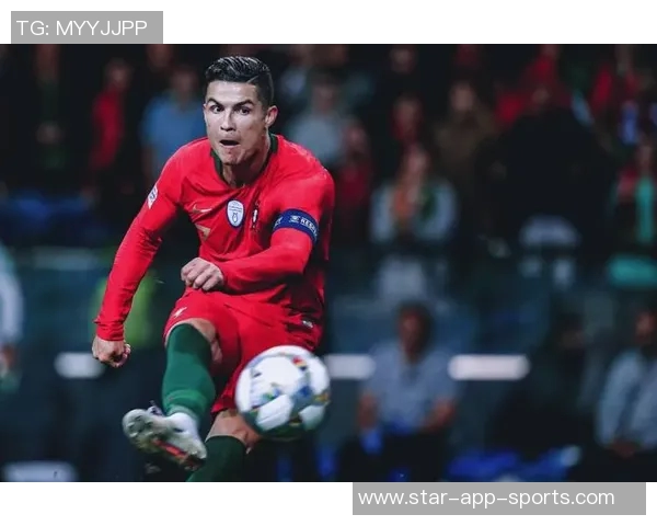 足球巨星射门力量解析全面解读速度准度与爆发力的完美结合